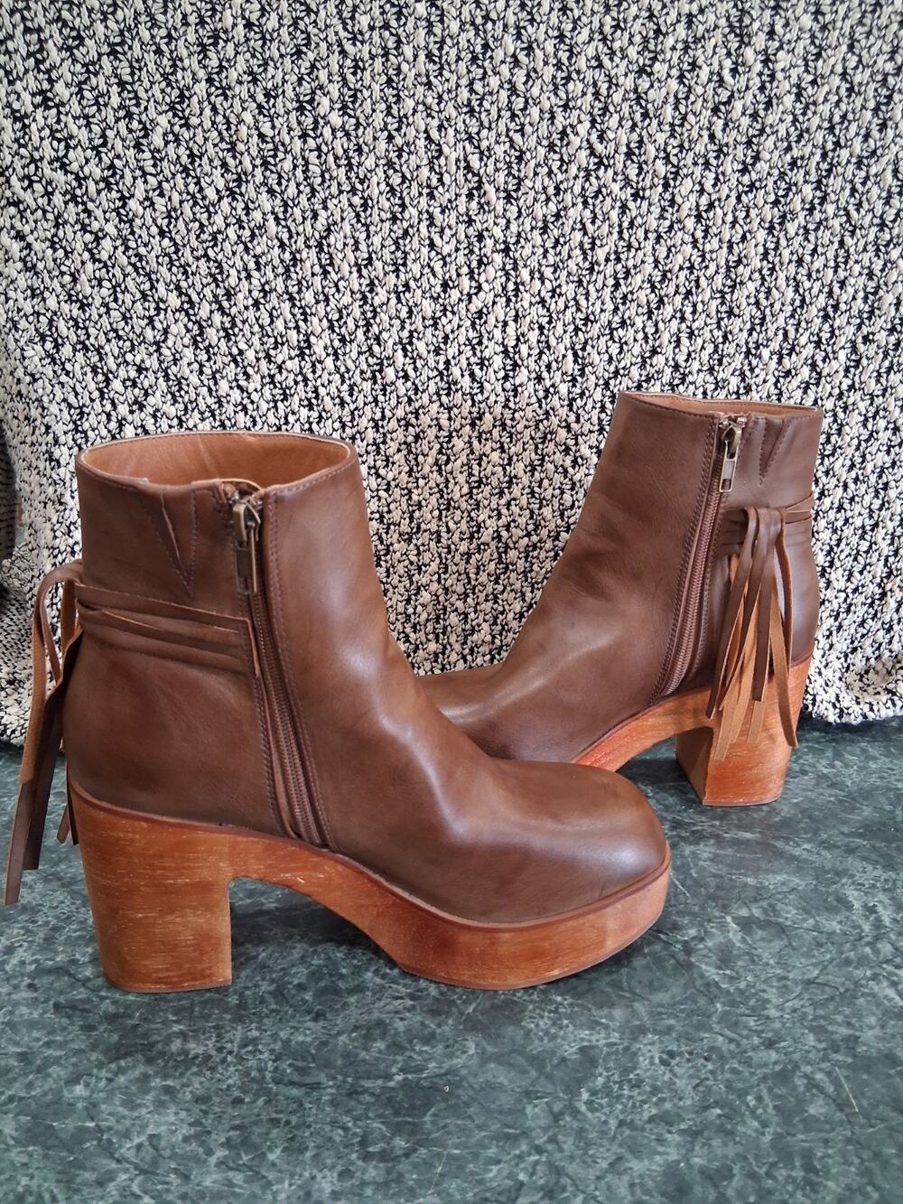 Beast Fashion Faux Leather Fringe Booties Sz 8 Women Brown Chunky Heeled Boots